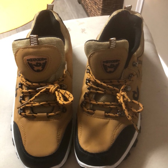 zuodi Shoes Brand New Walking Shoes From Zuodi Size 12 Poshmark